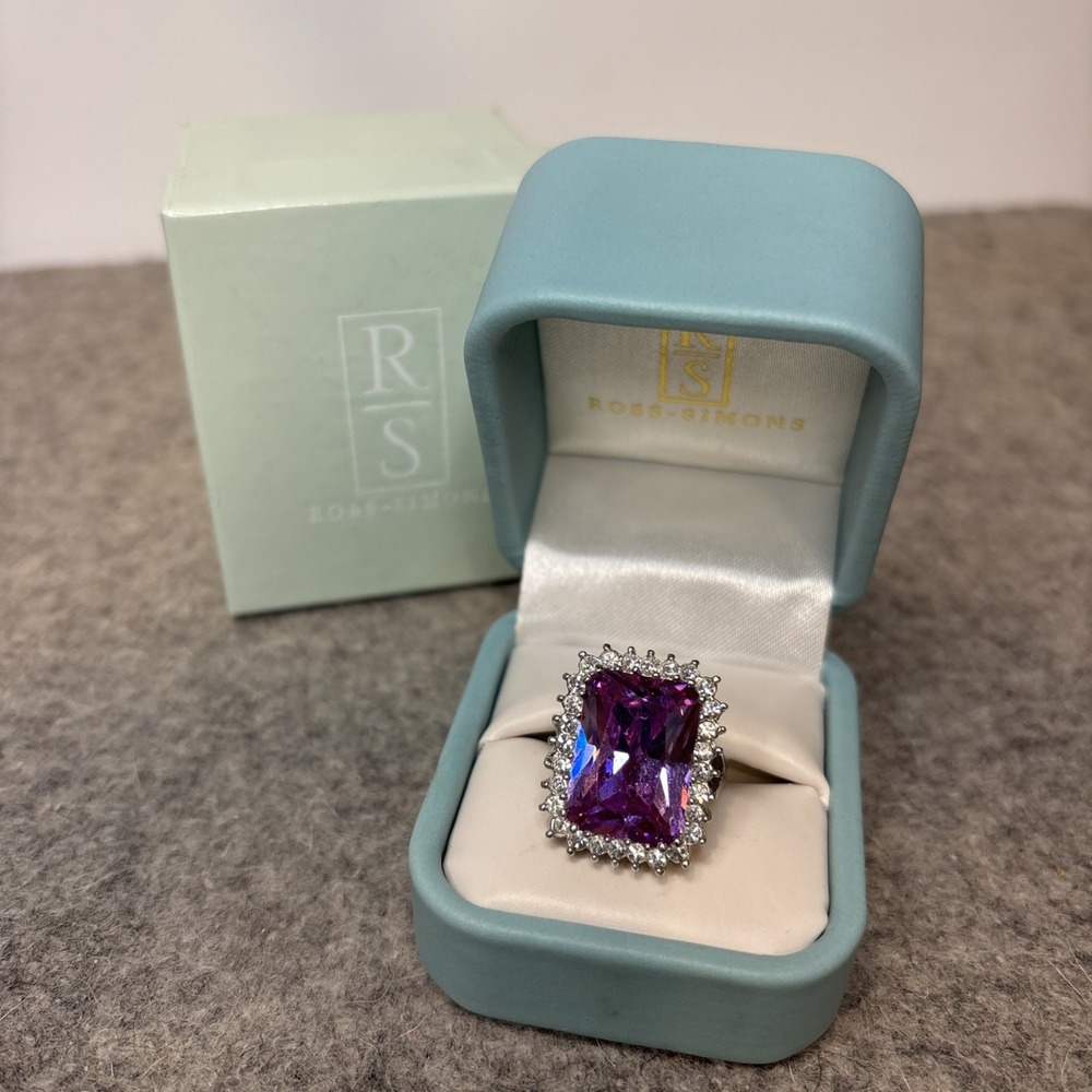 Ross-Simons 925 Sterling Silver Purple Glass Halo Cocktail Ring Size 8 NIB